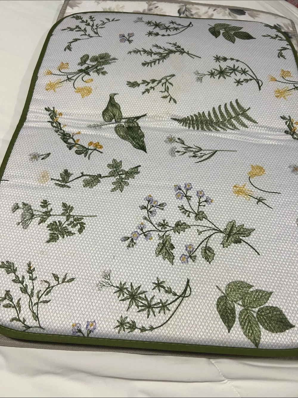 Floral Grey & Cream Printed Mat for Dish Dry